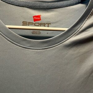 Hanes Women Size Medium Sport Cool Dri Long Sleeve Performance T-Shirt Blue
